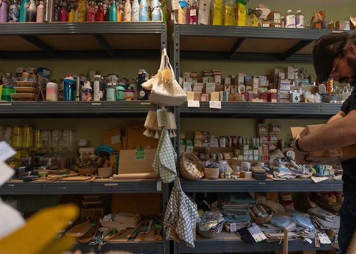 Au Coeur Du Quartier Historique - Maison Alternativi